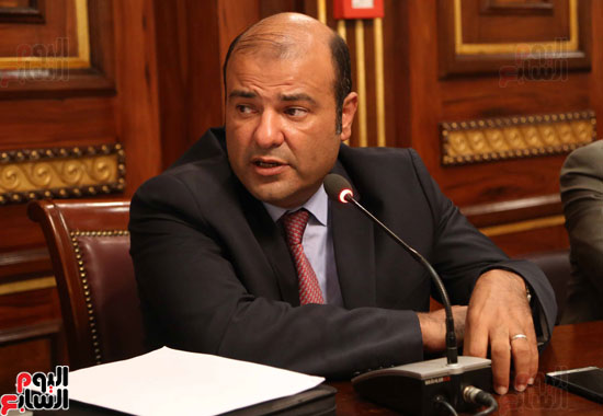 خالد حنفى فى اجتماع لجنة تقصى الحقائق بالبرلمان